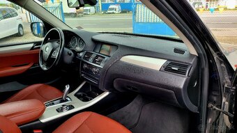 BMW X3 xDrive 30d-190kw A/T - 8