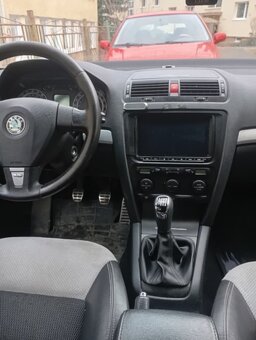 Škoda octavia 2 RS 2.0TDI - 8