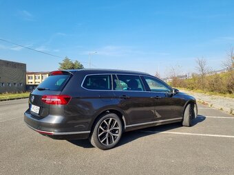 VW Passat Variant 2.0TDI 140kw Highline - 8