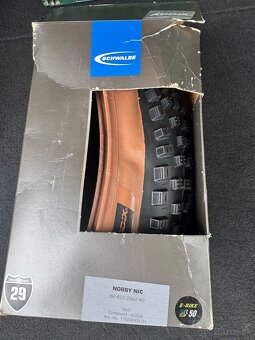 Canyon neuron CF 9 - 8