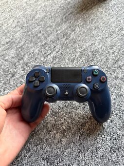 PS4 Slim 1TB - 8