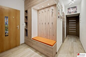 REB.sk,Predaj 3 izbový byt 90 m2+60 m2 terasa,Mierová ul, Ru - 8