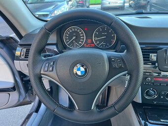 Bmw 3 coupe 320i E92 125kw - 8