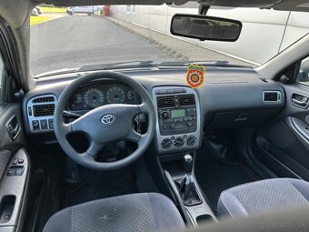 Toyota Avensis 1.6 benzín - 8