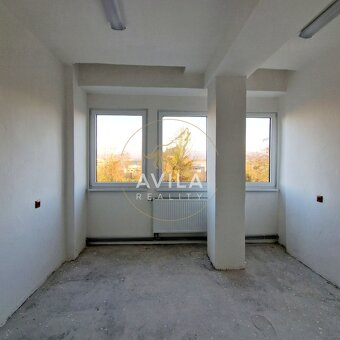 Na predaj: Multifunkčná priemyselná hala v Novom Meste nad V - 8