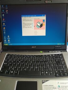 Predám notebook Acer TravelMate 2492WLMi - 8