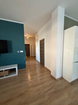Prenájom Soho I, 2,5 izbový byt+veľká terasa - 8
