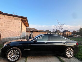 Bmw750 - 8