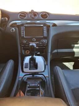 Predám Ford S-Max - 8