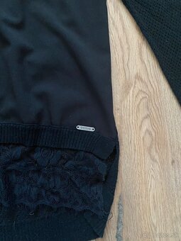 Damske svetriky Guess - 8