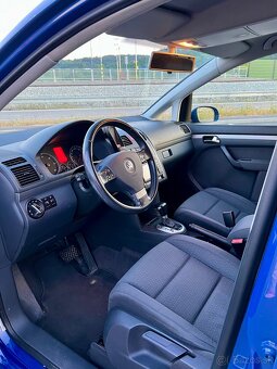 VW Touran 1.9 TDI DSG - 8
