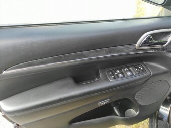 JEEP Grand Cherokee - 8