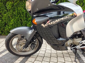 Honda XL 1000 Varadero - 8