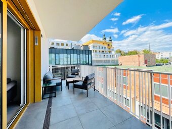 Prenájom 3 izb. byt, Orbis, 2x terasa, garáž. státie - 8