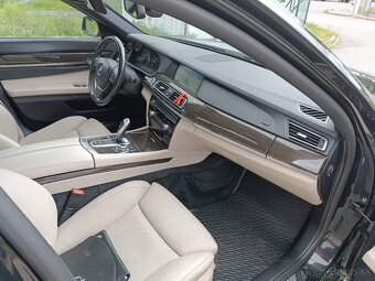BMW 740xd 225kW 2011 najeto200tkm ACC,komforní sedačky,N.V. - 8