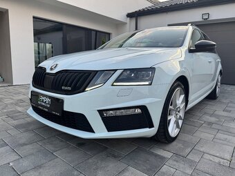 ŠKODA OCTAVIA 3 RS COMBI FACELIFT 2.0 TDI 135KW DSG A6 - 8