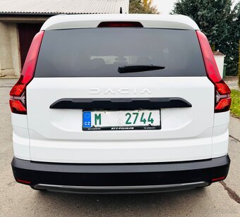 Dacia Jogger 1,0 TCe 81KW LIMITED EDITION,NAVI,7 MIST - 8