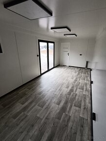 Obytný mobilný kontajner 8.5m x 3m. - 8
