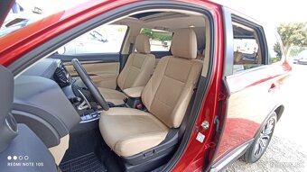 MITSUBISHI OUTLANDER 2,0 MIVEC 4WD CVT 7 miest - 8