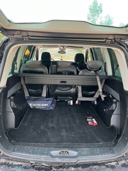Predám Peugeot 807 - 8