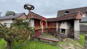 Zachovalý rodinný dom s krásnou záhradou a letnou kuchyňou v - 8