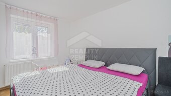 3i chyžka s terasou, garážou v centre - 8