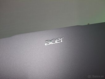 16.0" OLED Acer®SWift-v Alze 1019€, Intel Ultra 7, 32GB, 1T - 8