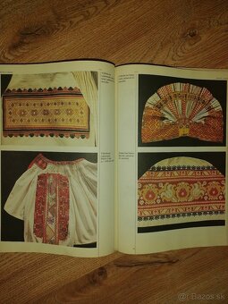 Kniha-Slovenské výšivky. - 8