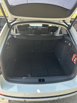 Škoda octavia combi scout - 8