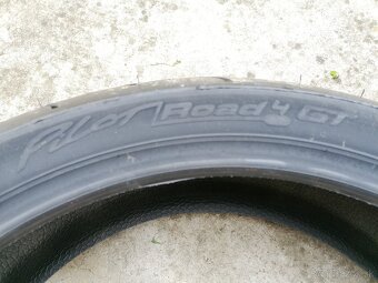 180/55zr17 MICHELIN Pilot Road 4 GT - 8