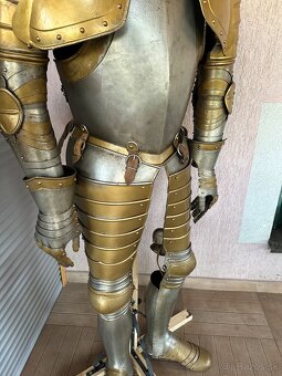 Funkční staré brnenie/zbroj - 8