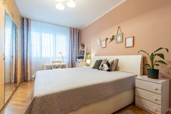 REZERVOVANÝ ZREKONŠTRUOVANÝ 3 IZBOVÝ BYT S LODŽIOU - 8