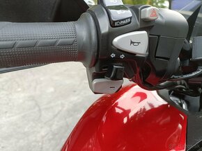 Honda NC750x DCT - 8
