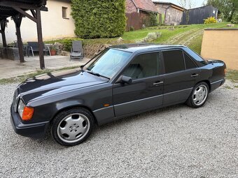 Mercedes W124 200e - 8