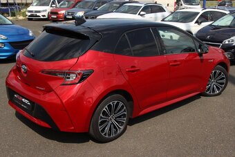 Toyota Corolla HYBRID 1.8 - 8