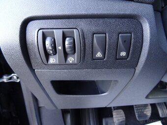 Renault Scénic 1,5 dCi 81kW pěkná výb. nyní po servisu,tažné - 8