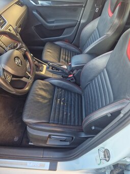 Škoda Octavia 3 VRS 2.0 TDI - 8