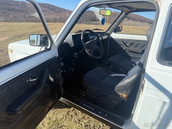Lada Niva 1.7i 4x4 - 8