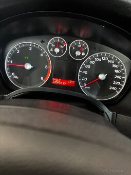 Ford Focus 2.0tdci 12/2007 - 8