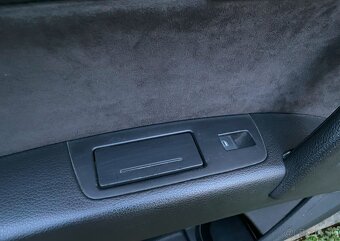 Audi Q7 4L Tapacíre / obloženie dverí - 8