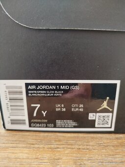 Botasky Air JORDAN 1 MID - 8