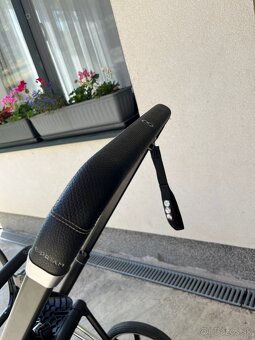 Cybex epriam - 8