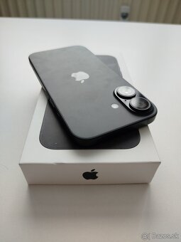 iPhone 16 Black 256 GB , záruka 2 roky - 8
