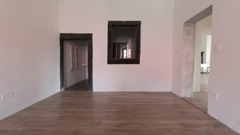 Exkluzívny meštiansky dom v centre Kremnice - 8