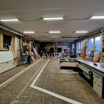 NA PREDAJ: Rozsiahly komerčný areál s pozemkom 1ha v Čachtic - 8