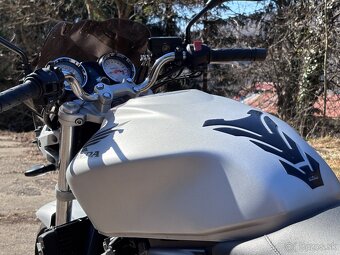 Honda Hornet 600 - 8