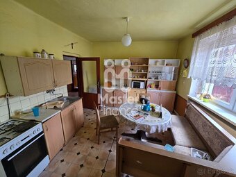 Ponúkame Vám na predaj rodinný dom vo Vysočanoch. - 8