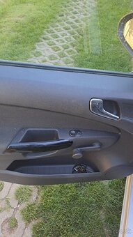 Predám Opel corsu - 8