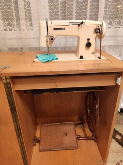 Šijaci stroj Predom Lucznik 465 - 8