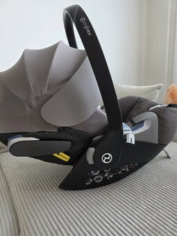 CYBEX Cloud Z i-Size Vajíčko+ zakladna - 8